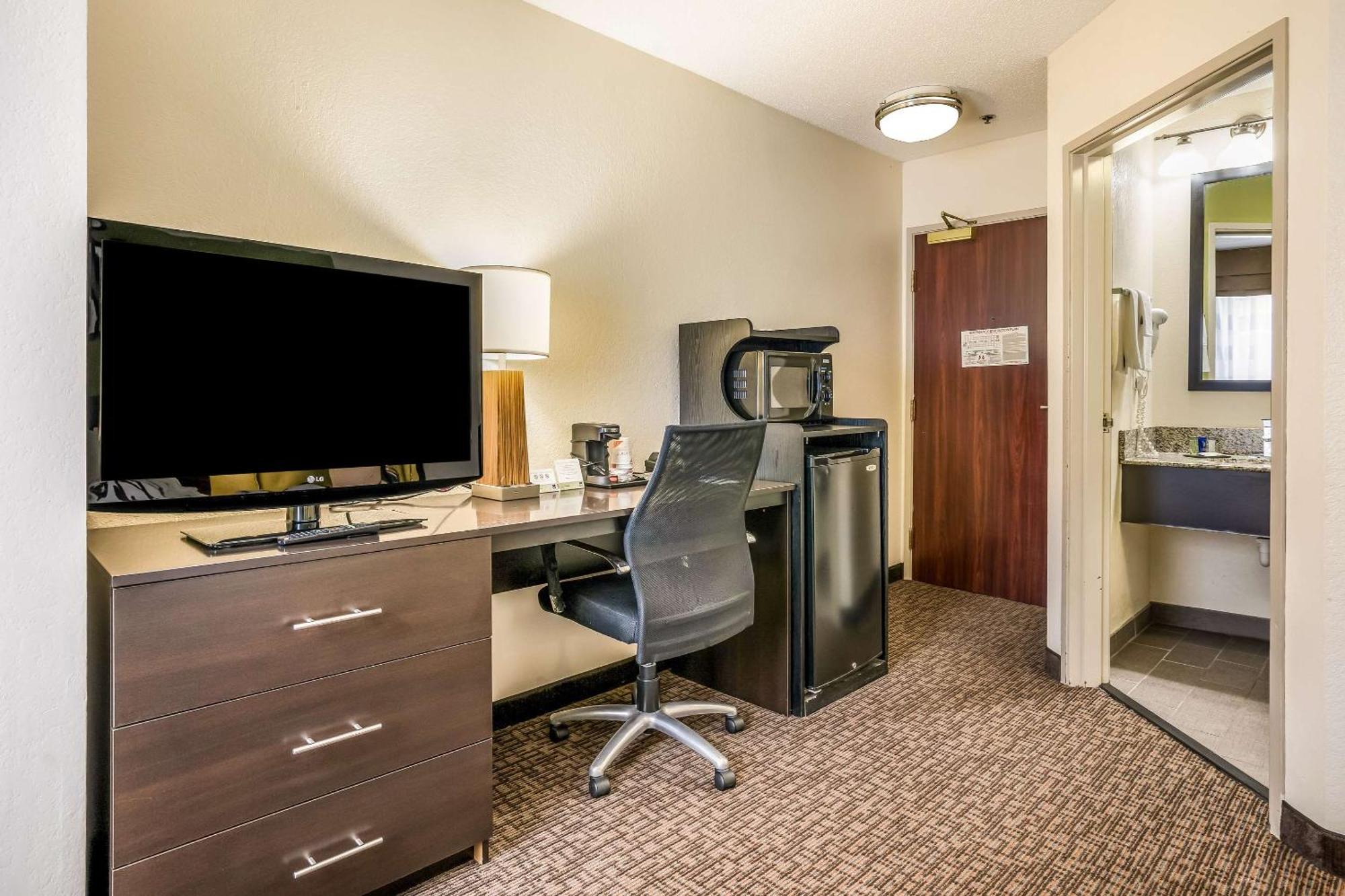 Sleep Inn & Suites Jacksonville Near Camp Lejeune Exterior foto